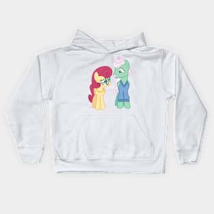 Mr. and Mrs. Shy exchange looks Kids Hoodie